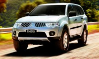 Mitsubishi lança Pajero Dakar Diesel com câmbio automático