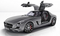 Mercedes SLS ganha versão AMG GT com 20 cv a mais