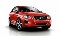Volvo lança XC60 T5 R-Design por R$ 172.900