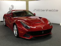 Ferrari F12berlinetta chega ao Brasil por R$ 2,4 milhões